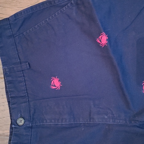 Chaps men's flat front navy blue shorts with embroidered crabs size 36 - Picture 2 of 6
